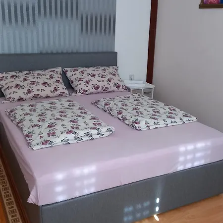 Smjestaj Rab, Brna ,soba Sa Kuhinjom