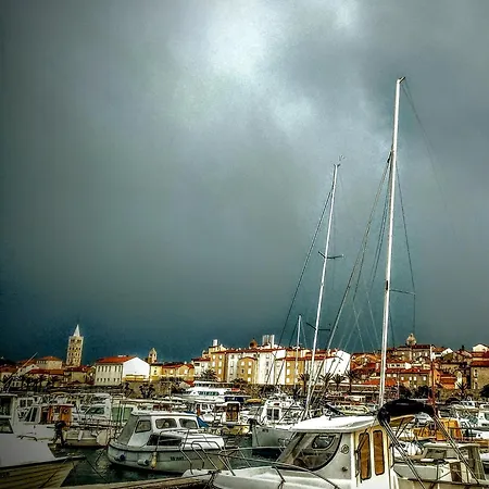 Smjestaj Rab, Brna ,soba Sa Kuhinjom Palit